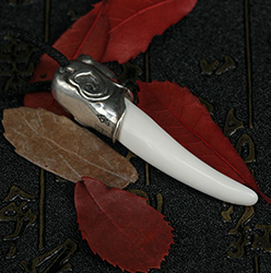 鬼吹灯之《寻龙诀》衍生品摸金符